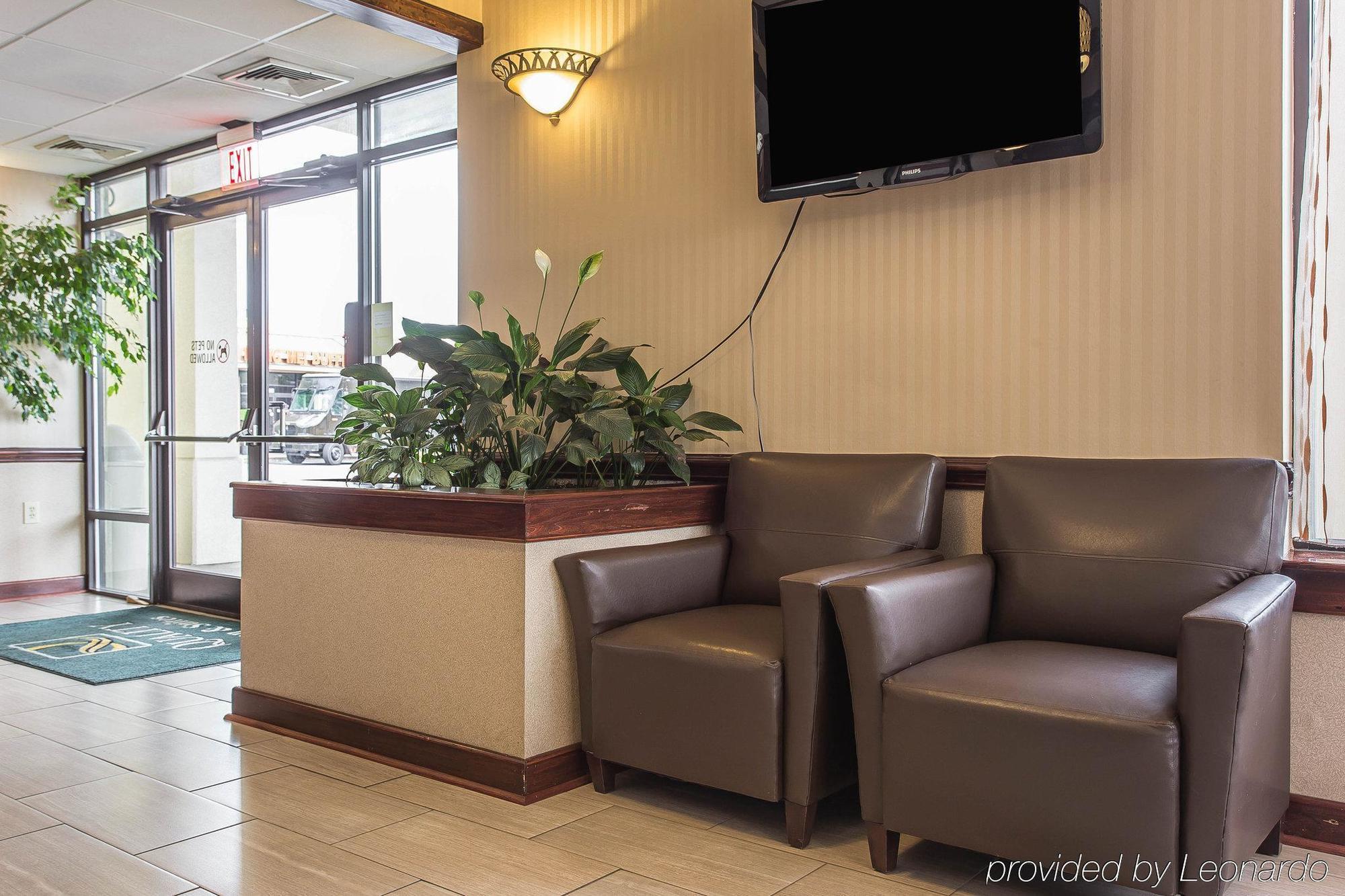 Quality Inn & Suites Mooresville-Lake Norman Экстерьер фото