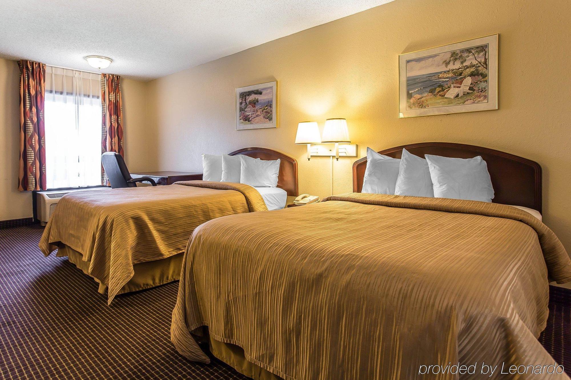 Quality Inn & Suites Mooresville-Lake Norman Экстерьер фото