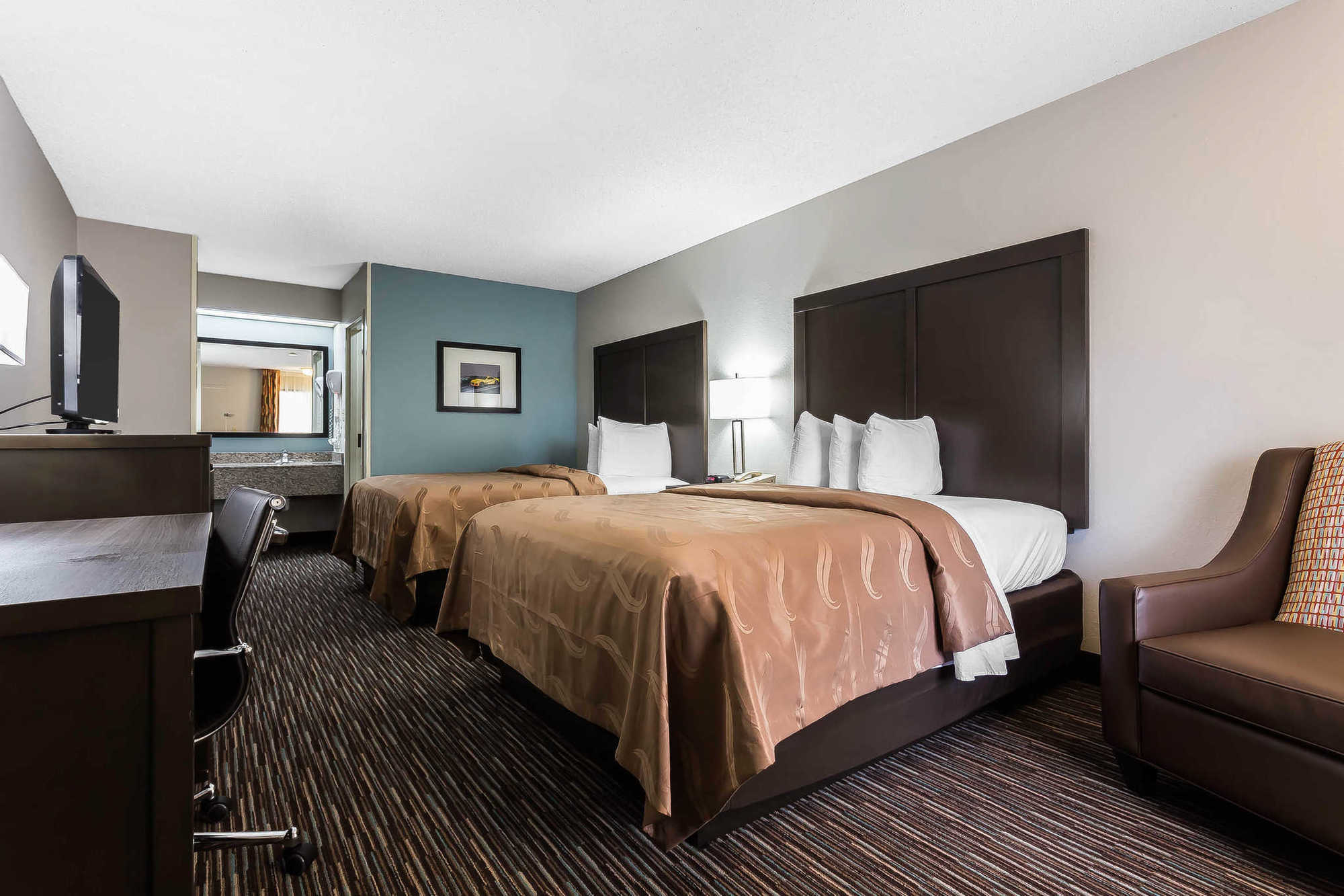 Quality Inn & Suites Mooresville-Lake Norman Номер фото