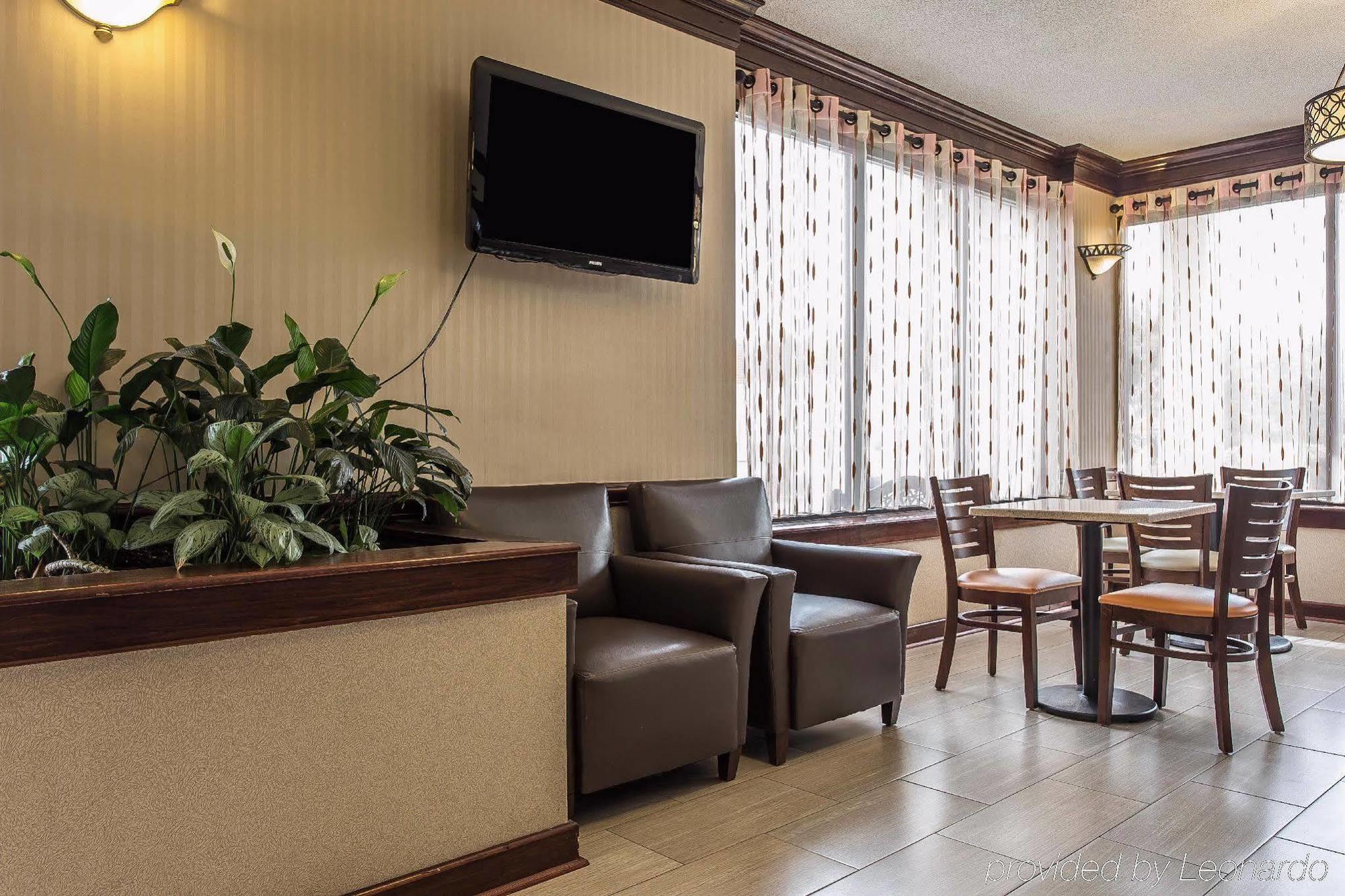 Quality Inn & Suites Mooresville-Lake Norman Экстерьер фото